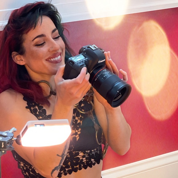 Rokinon for canon 35mm manual lens - Picture 4 of 16